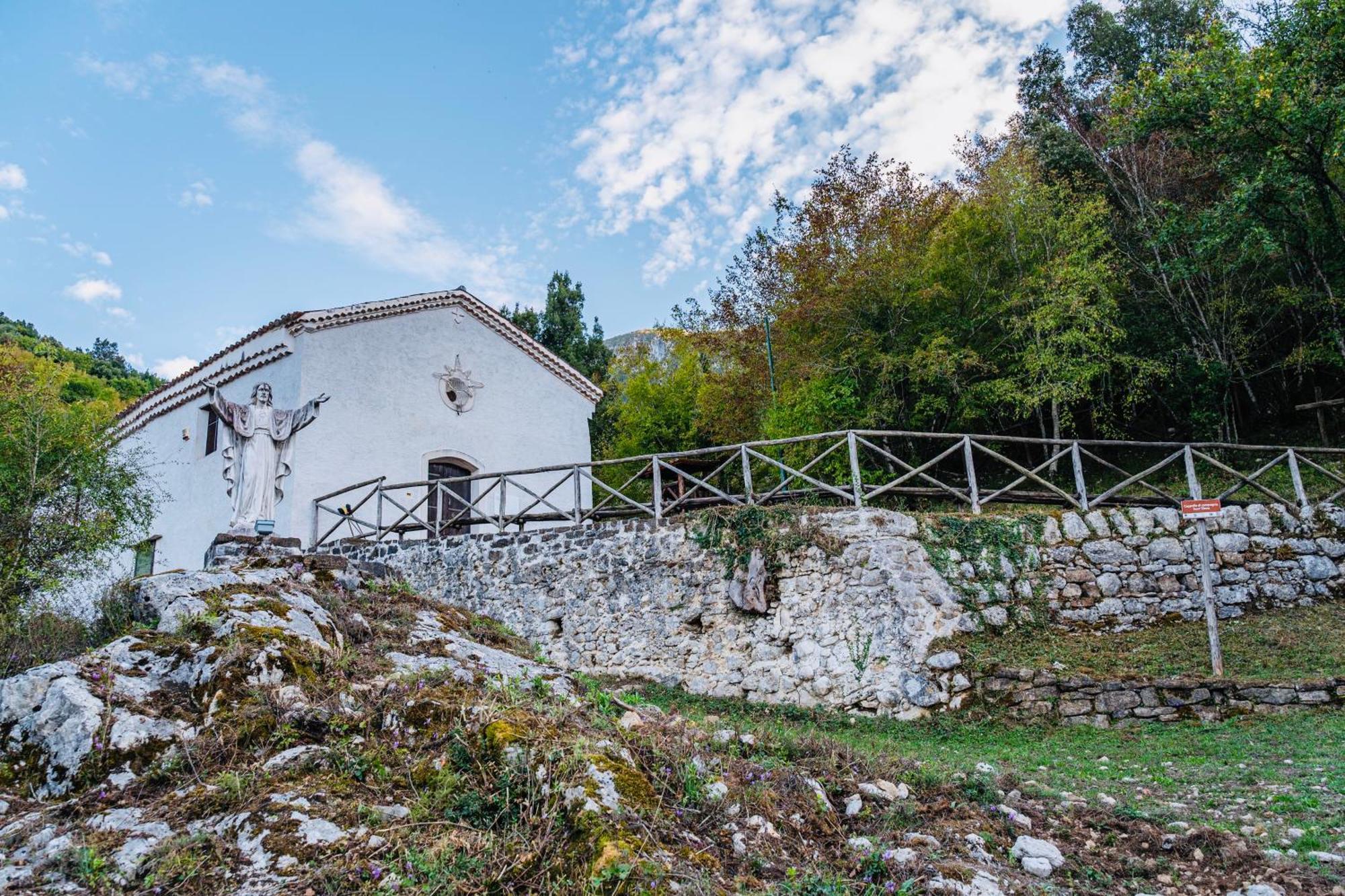 Piazza Laurino Apartments Basic Excursions Alto Cilento Cammino Giubilare Di Santelena Dış mekan fotoğraf