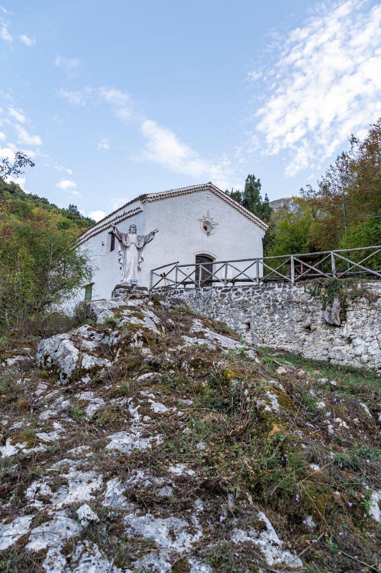 Piazza Laurino Apartments Basic Excursions Alto Cilento Cammino Giubilare Di Santelena Dış mekan fotoğraf